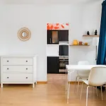 Mokotow Czarnomorska Homely By Bookinghost Warsaw
